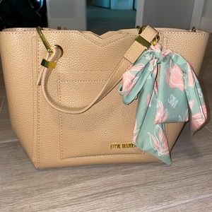 Steve Madden purse